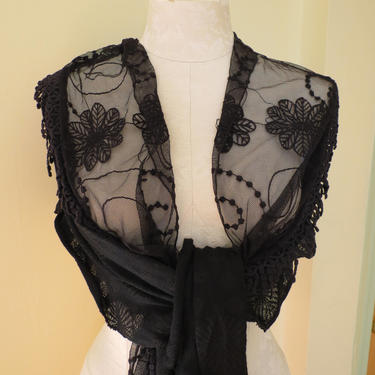 Vintage black shaw | black lace shaw | tassels |  fringe | floral shaw | lace shaw | lace wrap | scarf | lace scarf | black scarf 