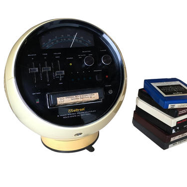 Weltron Model 2001 Space Ball, AM/FM Radio 8 Track Stereo 