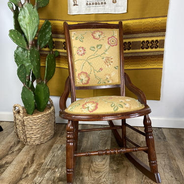 Vintage Rocking Chair With Cushioned Floral Sateen Upholstery 
