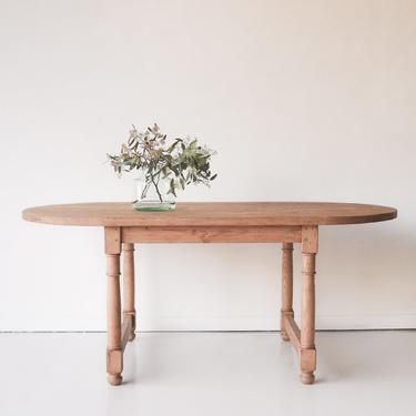 Petite Reclaimed Wood Oval  Farm Table | Floor Sample