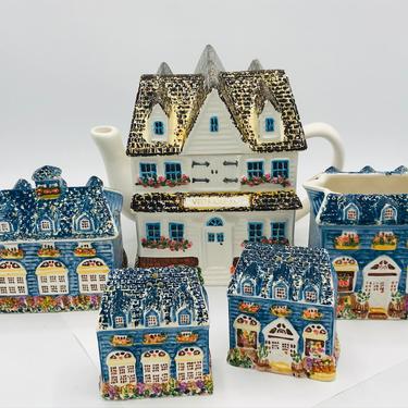 Inspirado Designs Corp - Seattle Ceramic  Teapot, Sugar and Creamer, Salt and Pepper Shaker Set 