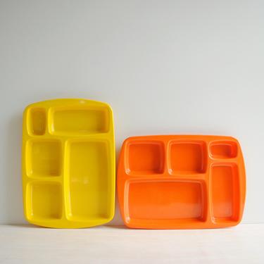 Vintage Ciel D' Art Melamine Trays in Yellow and Orange, Lunch Trays, Compartment Trays 