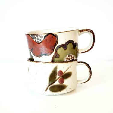 Vintage Pottery Stoneware Soup Mugs 