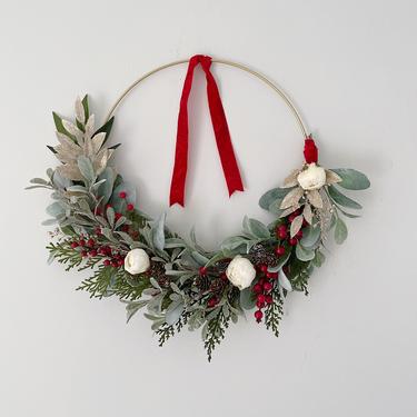 Minimalist Ruscus Holiday Hoop Wreath with White Peony Buds, Modern Christmas Wreath 