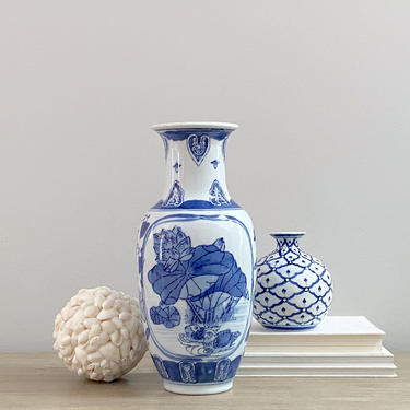 Chinese Blue White Ceramic Vase Chinoiserie Decor 