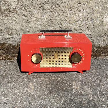 Red 1954 Zenith &amp;quot;Broadway&amp;quot; Radio, AM Mid Century Modern, Playing Well R511V 