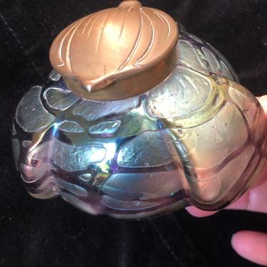 Antique Kralik Art Nouveau Iridescent glass inkwell, with white glass ink holder, stamped initials and numbers on brass leaf design lid 