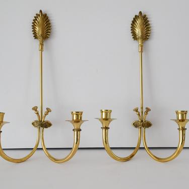 Pair of Brass Wall Sconces. Hollywood Regency Candle Sconces. Brass Shell Candle Holder. 