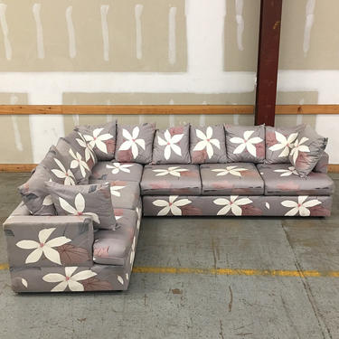 LOCAL PICKUP ONLY ------------ Vintage Lane Sectional 