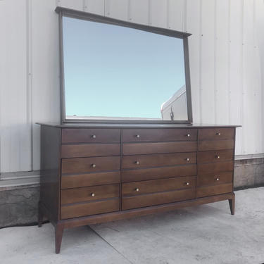 Mid-Century &amp;quot;Cadence&amp;quot; Dresser by Heywood Wakefield 