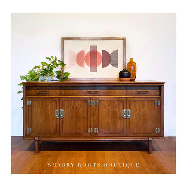 Vintage Mid Century Modern Buffet Credenza sideboard Cabinet 1960s walnut and burl and brass - San Francisco CA by Shab
