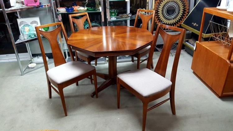 Set of 4 Mid-Century Modern walnut dining chairs from the Perspecta line by Kent Koffey