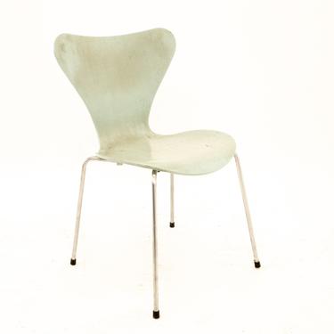 Arne Jacobsen For Fritz Hansen Mid Century Modern SERIES 7 Chair - Frost - mcm 