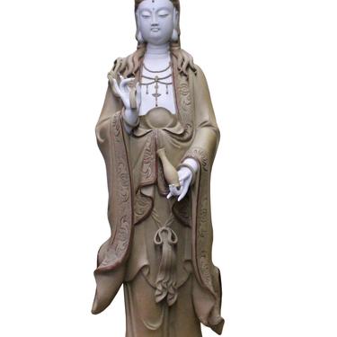 Chinese Handmade Ceramic Standing Bottle Holding Kwan Yin Statue cs4032E 