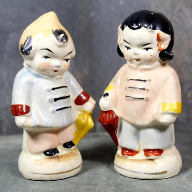Vintage Chalkware Salt and Pepper Shakers - Chalkware Figurines - Asian Boy and Girl Salt and Pepper | FREE SHIPPING 