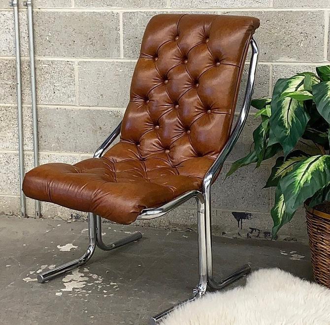 LOCAL PICKUP ONLY ———— Vintage Daystrom Lounge Chair 