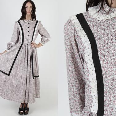 Vintage 70s Pilgrim Style Dress / Tiny Collar Country Dress / Womens Pink Rustic Chore Dress / Homespun Eyelet Full Skirt Maxi Dress 