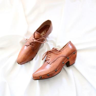 lace up leather + wood clogs 8.5/9 