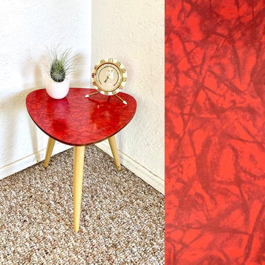 Red Formica Plant Table, formica vintage table, Tripod Table, Mid Century, Indoor planter, Side End Table,  German Vintage, Formica Atomic 