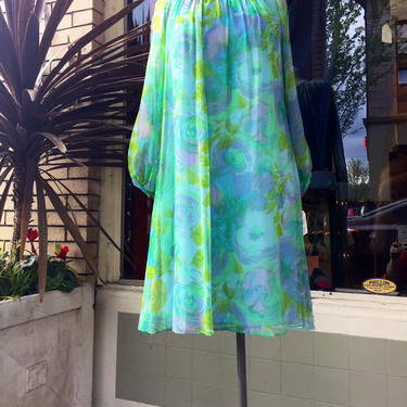 60's sheer layered dress/silky crepe chiffon/ minty green/pastel swirls/floral pattern/ GOGO girl/ Mod mini/ size medium 