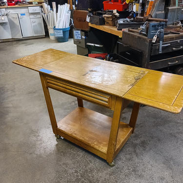 Super cute Drop Leaf wood Table 31"× 19"× 39" /56" with the left up