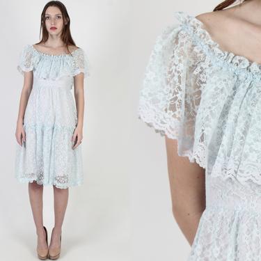 Vintage 70s Off The Shoulder Dress / 1970s Plain Light Blue Day Dress / Bohemian Floral Lace Prairie Bridal Tiered Midi Dress 