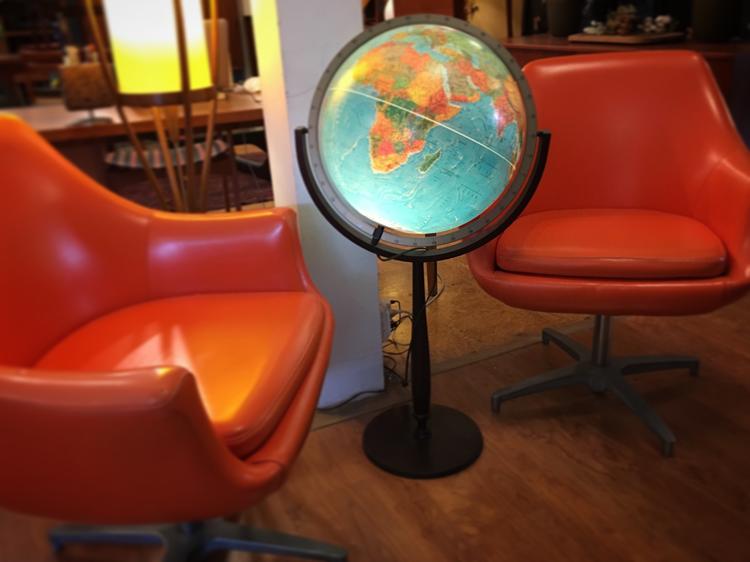 Vintage Lighted Standing Globe