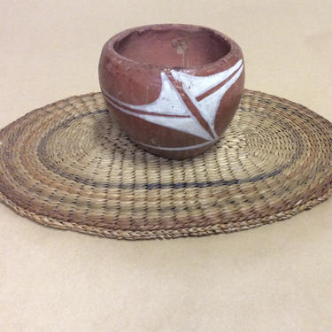 Antique Southwestern Native American Paint Decorated Pot 
