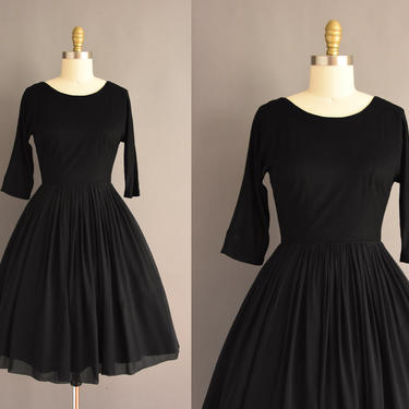 vintage 1950s dress - classic jet black 3/4 sleeve stretch knit chiffon full skirt dress - Size Medium - 50s dress - 