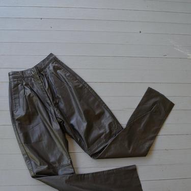 Vintage high rise leather pant / leather trousers / 80s leather pants / 80s leather trousers / black leather pants / grunge leather pants / 
