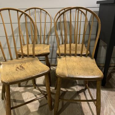 Set of Four Windsor Antique Chairs