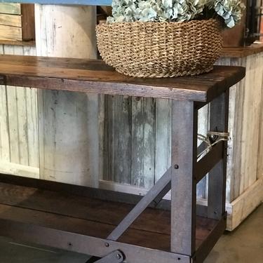 Rolling industrial console/bar