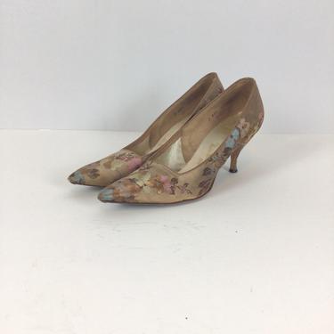 Vintage 50s shoes | Vintage floral silk pointy toe pumps | 1950s Mario Martelli Original pumps shoes 