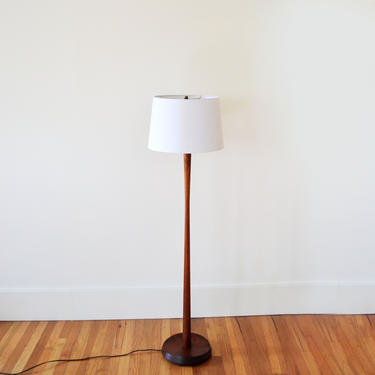 Vintage Solid Walnut Floor Lamp by Laurel Lamp Co. | Turned Wood Lighting | Mid Century Modern 