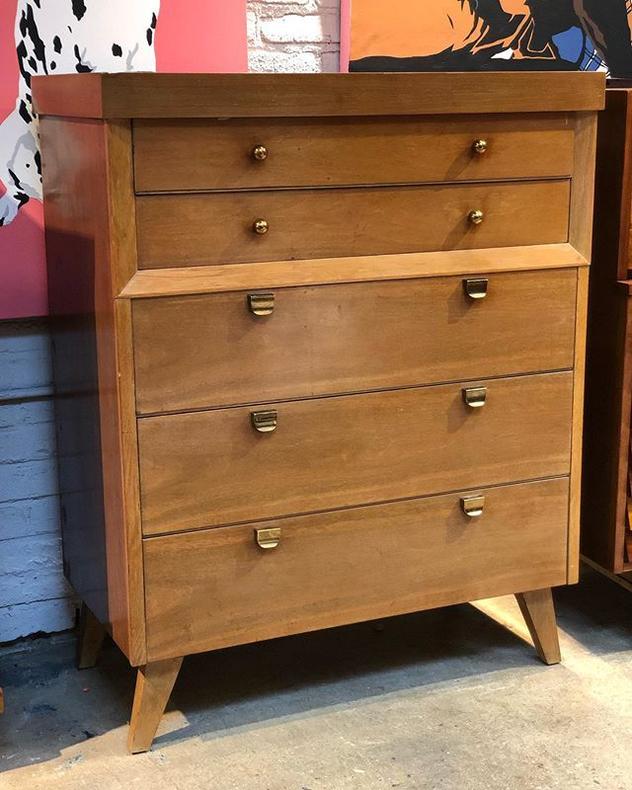                   Beautiful MCM chest of Drawers