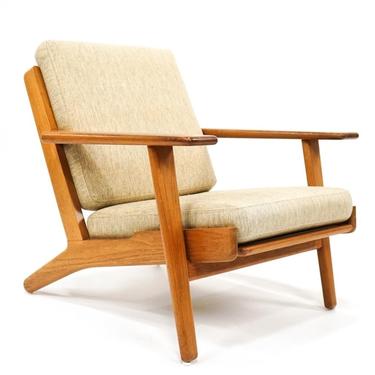 Hans Wegner for Getama Short Back Lounge Chair