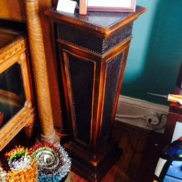 Antique Maitland Smith Pedestal. Well made and great for display. Excellent condition. Originally $1100, now $595