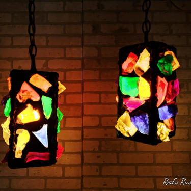 Pair of MCM Mid Century Modern Lucite Chunky Multi Colored Chain Hanging Swag Lamp Lights 