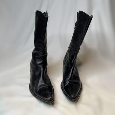 Black Pointed Boots 