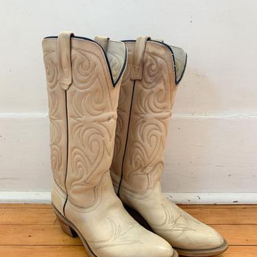 Vintage 1970s Tan Leather Cowboy Cowgirl Western Boots / 6M 