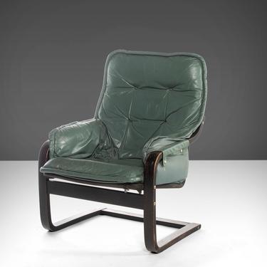 Scandinavian Bentwood Lounge Chair in Sage Green Leather After Westnofa, c. 1970s 