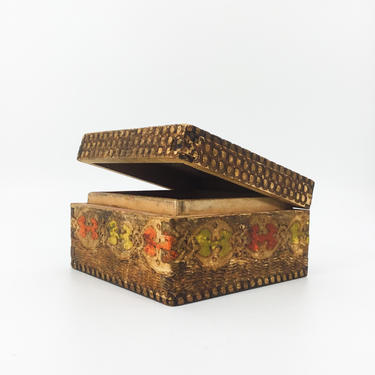 Small Carved Wood Box | Jewelry Box | Trinket Box | Gift Box | Hand Carved | Wooden Box with Lid | Pyrography Box | Made in Bulgaria 
