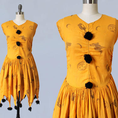 old fashioned halloween dresses 15 Vintage Halloween Costumes for Retro Women Emily Retro