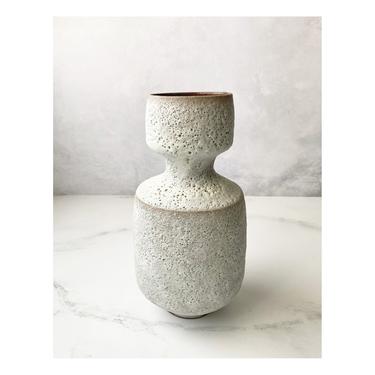 SHIPS NOW- Stoneware Angular Vase in Crater White by Sara Paloma Pottery.  handmade MCM decor rustic modern vase for flower arrangements 