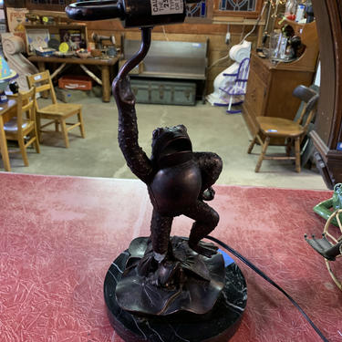 Frog lamp stand with granite base