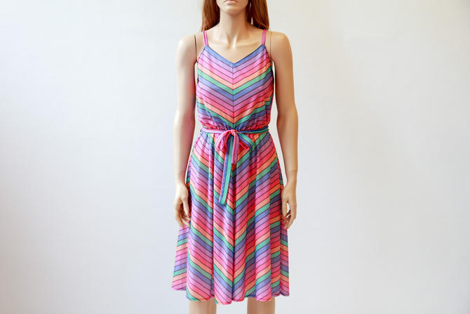 70s rainbow stripe dress / rainbow sundress / chevron stripe dress / small medium 