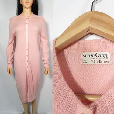 Vintage 50s/60s Pastel Pink Wool Knit Nightgown Loungewear Duster With Cat Eye Buttons Size M 