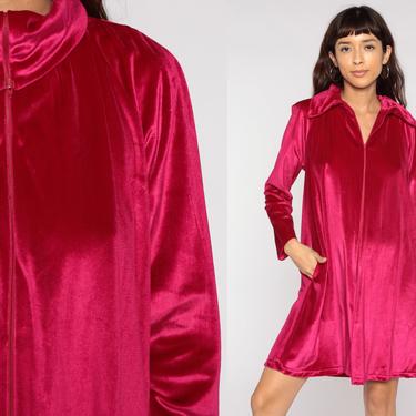 Velour Lounge Dress 70s Mini Deep Pink Lounge Wear Pajama Robe Long Sleeve Bohemian 1970s Front Zip Loungewear Vintage Oversized Small 