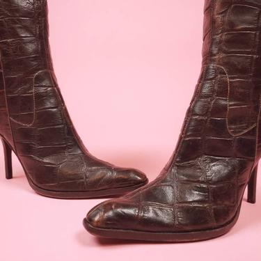 90's croc leather boots. Sassy vintage tall heeled boots. Brown. (Size 5.5) 