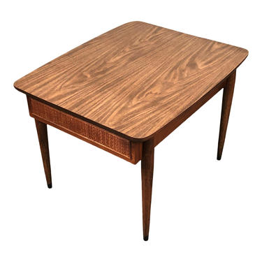 American Of Martinsville Mid-Century Modern End Table / Nightstand 